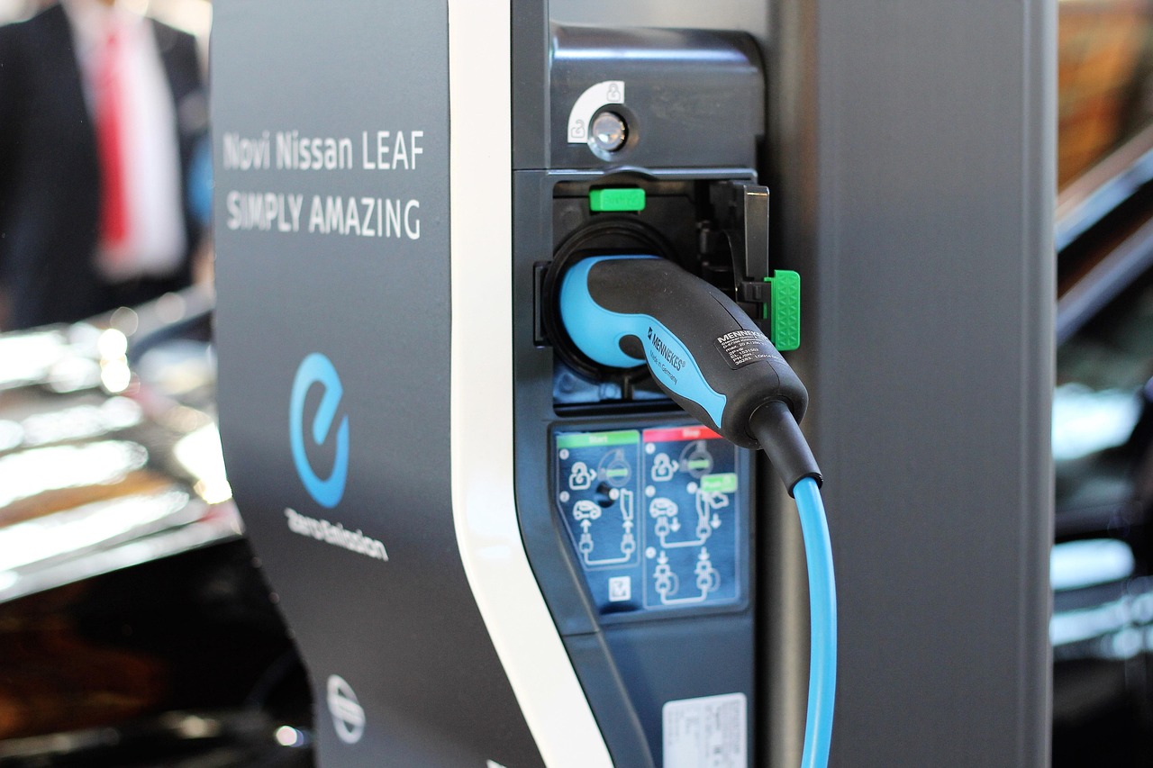 charging station, nissan leaf charging, auto show zagreb 2018, modern technology, electric power, zelo emission, electrical, public show, charging station, charging station, charging station, charging station, charging station